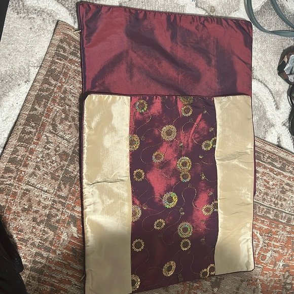 Pillowcases - Picture 1 of 3